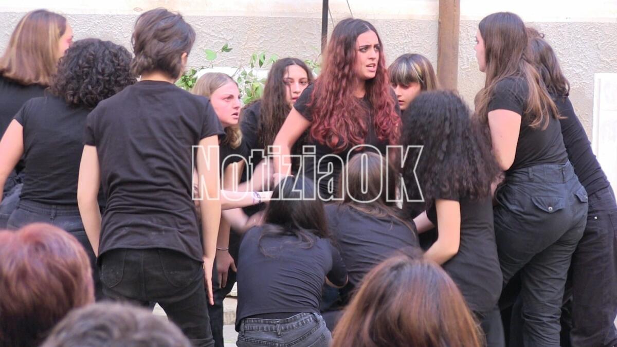Medea di Euripide, testo antico e sempre nuovo messo in scena al Liceo Classico Pitagora - 