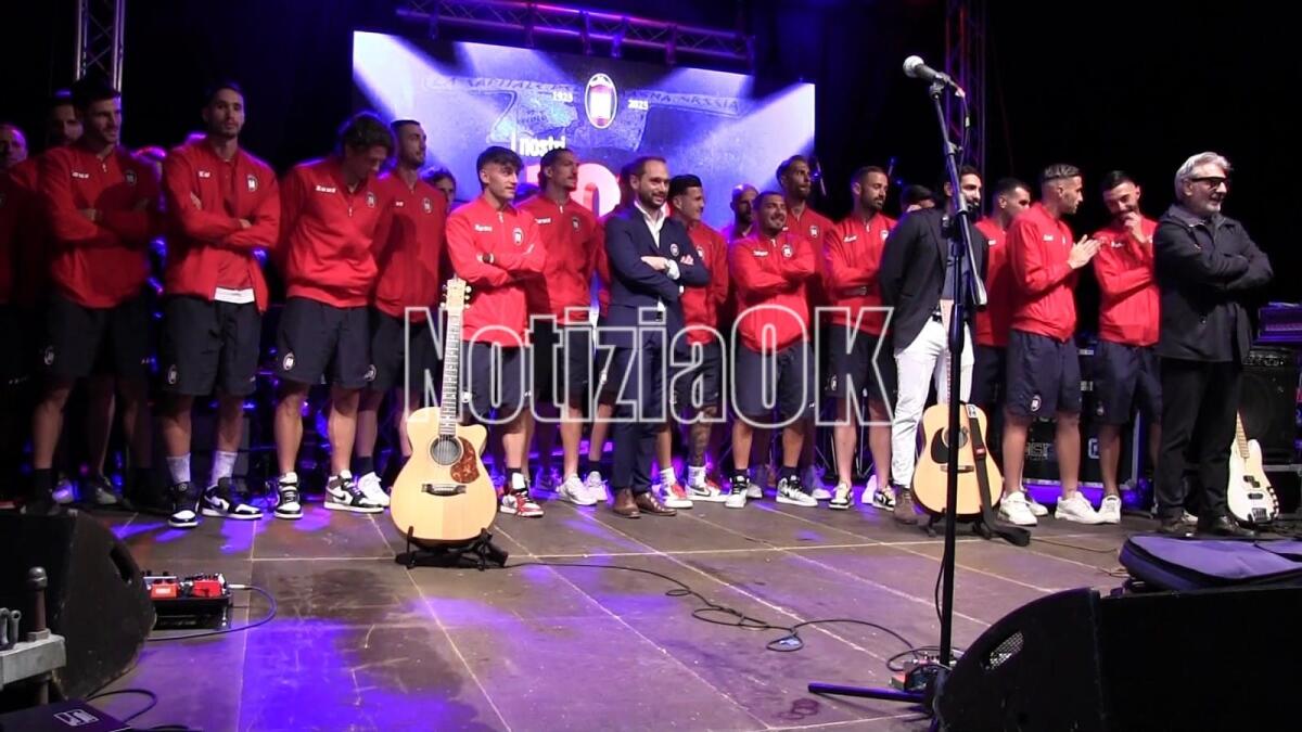 Il Crotone festeggia i suoi 100 anni con l'auspicio di tornare in Serie B - 