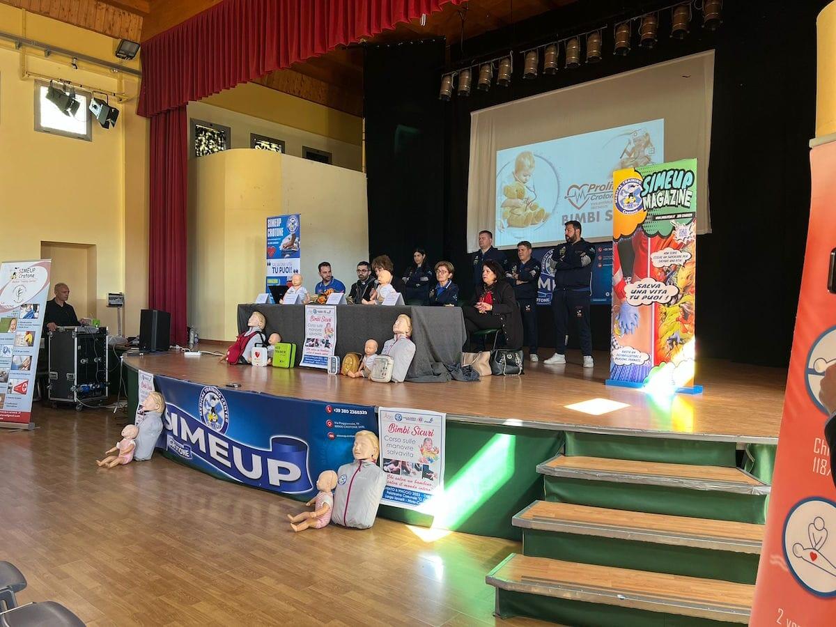 SIMEUP Crotone in trasferta a Mirto Crosia: giornata di formazione che unisce genitori, insegnanti e medici - 