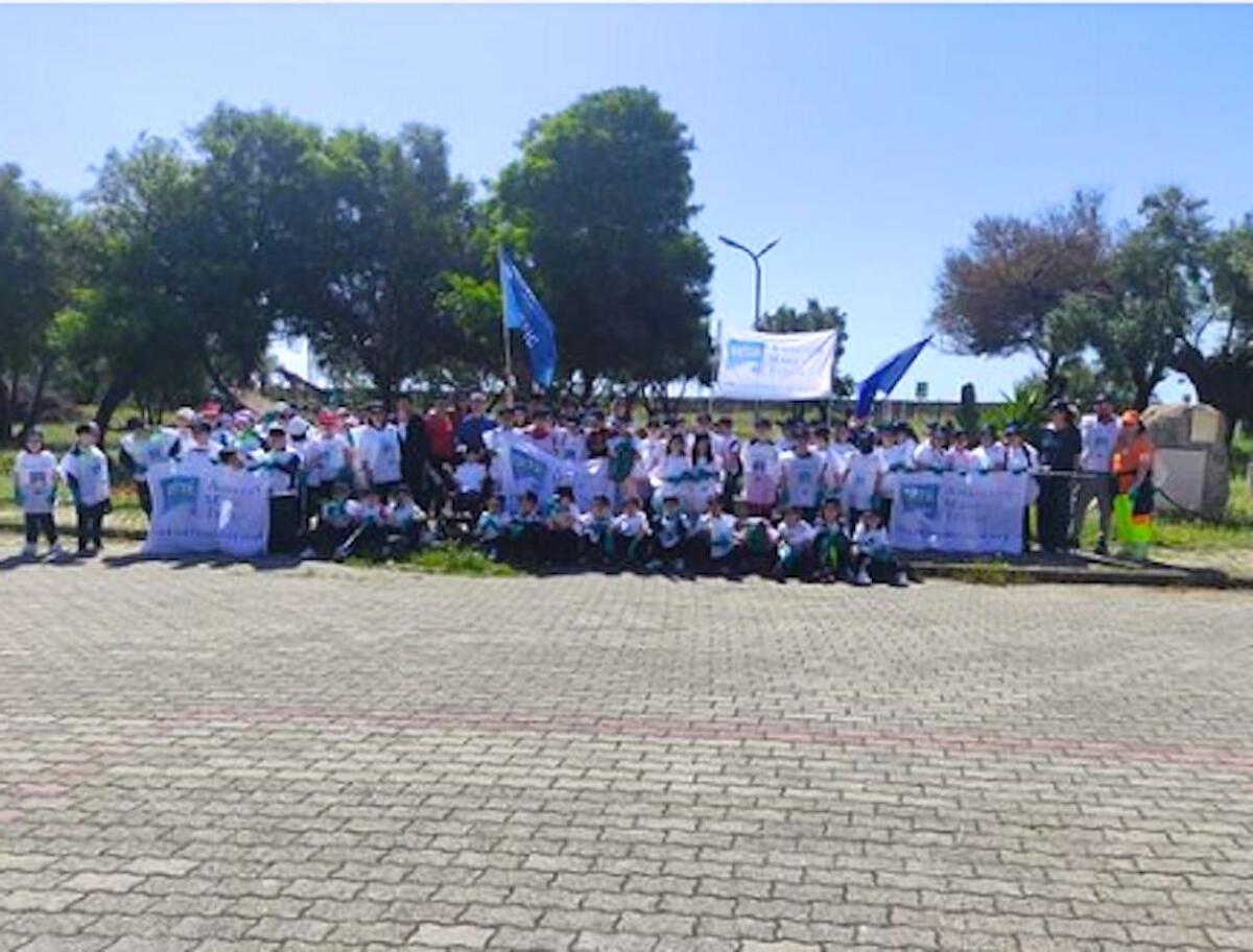 A Cirò Marina l'Italian Cleaning tour di Ami: Oltre 100 studenti in azione - 