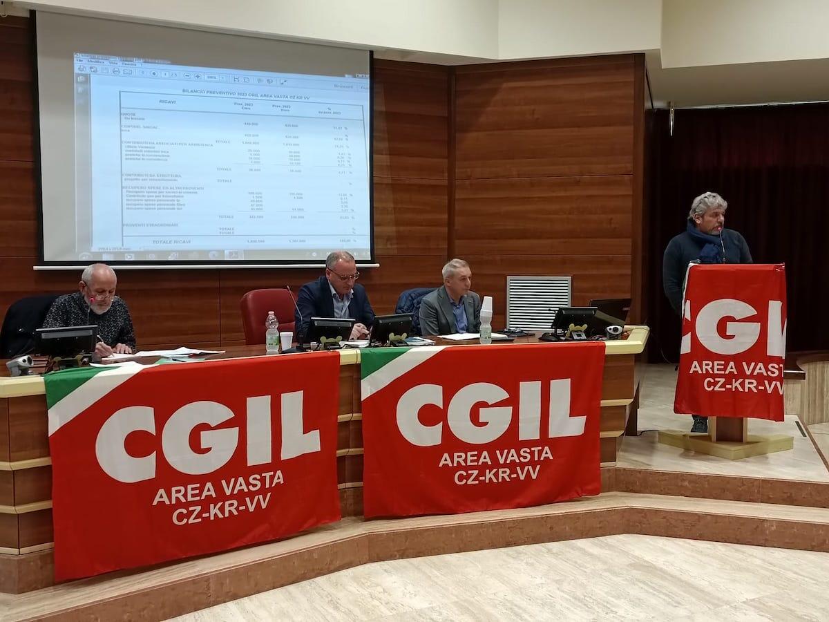 La Cgil Area Vasta rilancia i grandi temi della piattaforma unitaria - Cgil Area Vasta, assemblea a Lamezia