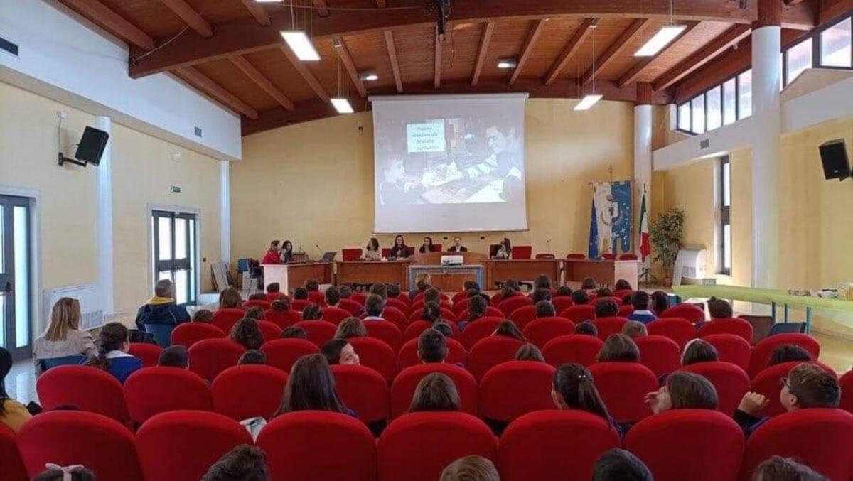 Cotronei, incontro sull’educazione alimentare con Co.Pro.S.S - 