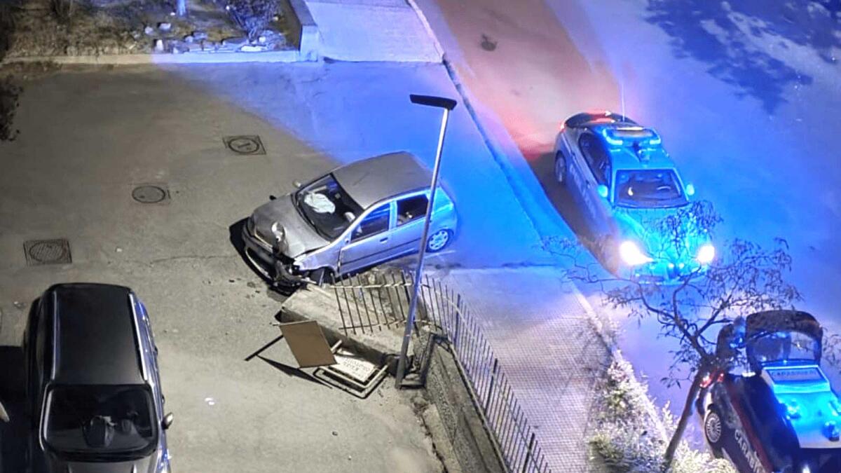 Crotone - L'ennesimo incidente in via Saffo. Serve sicurezza sulla strada - 