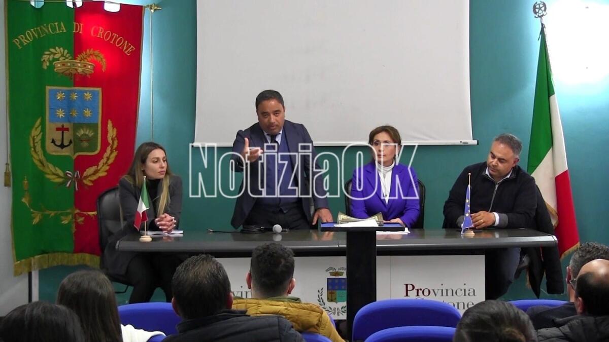 Da Crotone la preparazione per le materia olivicole e olearie - 
