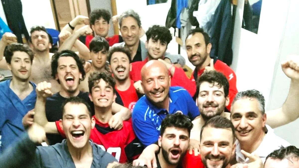 Pallamano Crotone: i rossoblù chiudono col botto - 