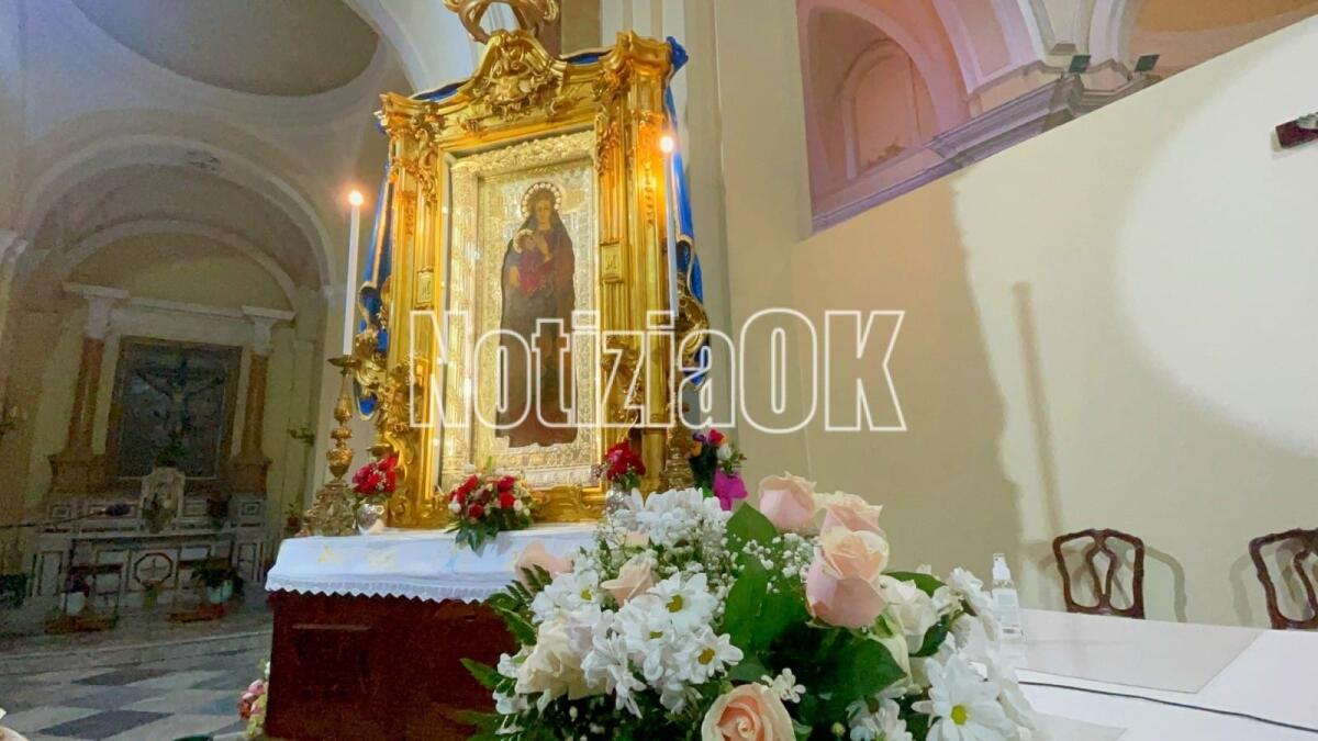 Crotone - Oggi il tradizionale "Bacio" alla Madonna di Capo Colonna - 