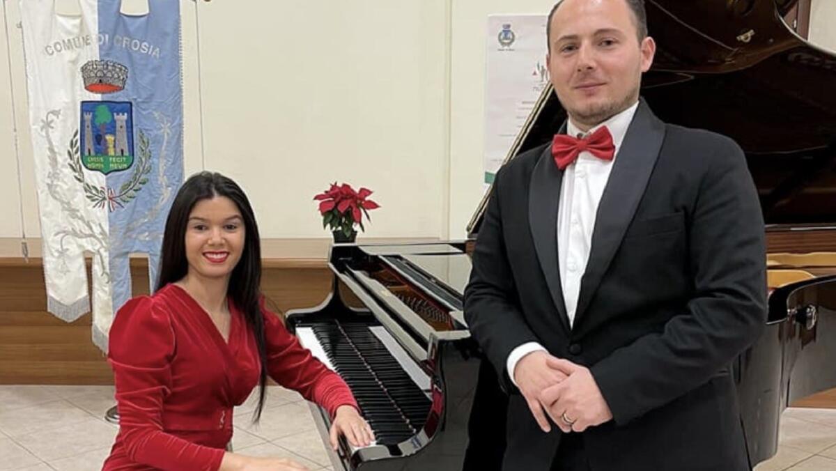 Crotone - Domani concerto del Duo Fusaro e De Rosa -