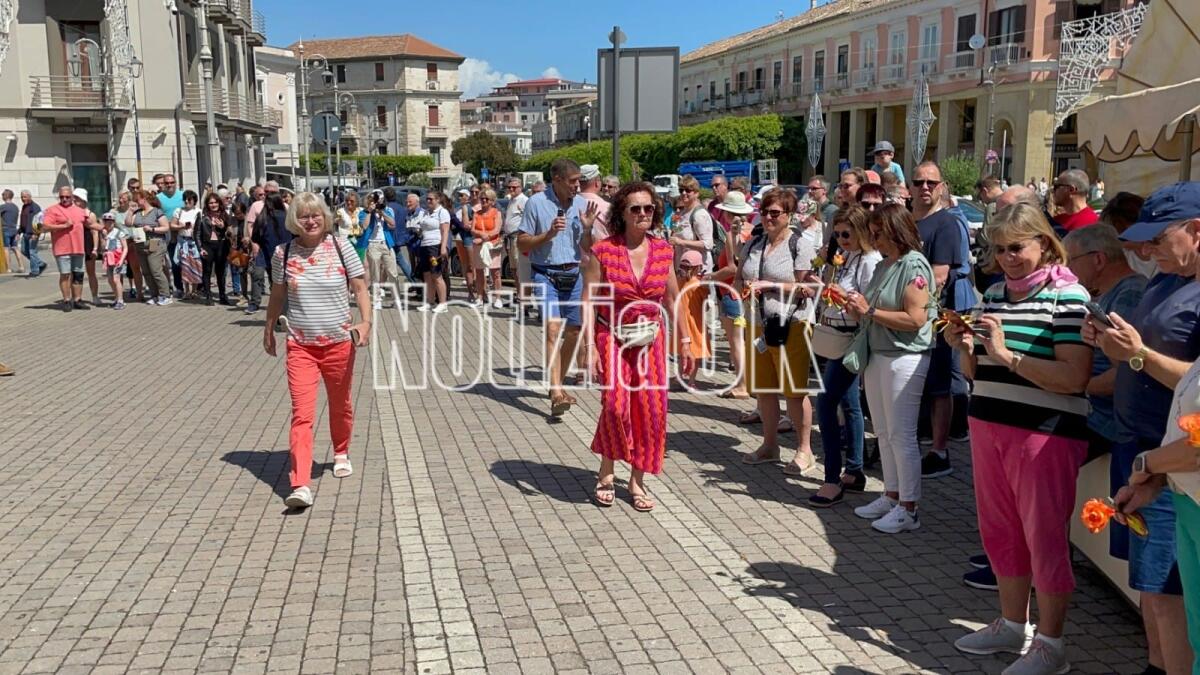 Crociere e festa, Crotone supera l’esame - 