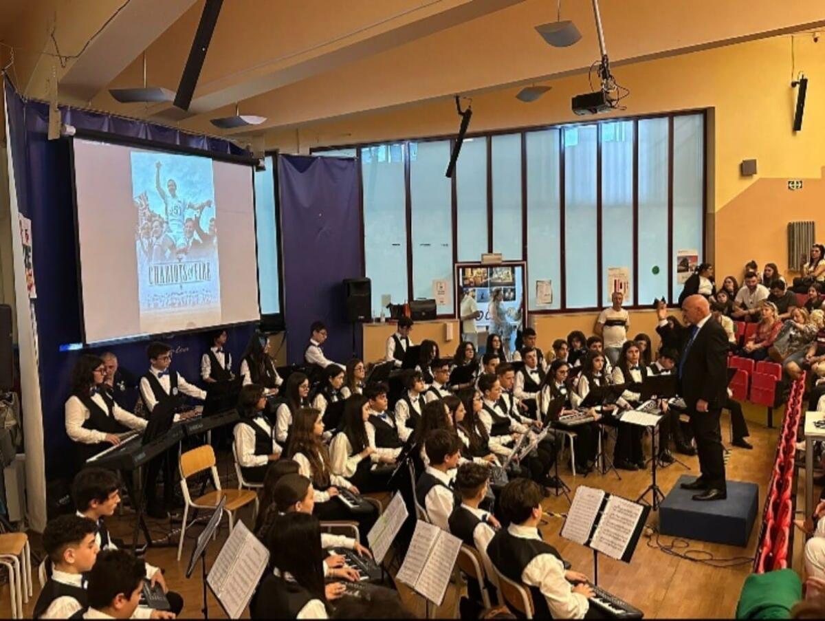 Crotone, I.C. Don Milani: grandi emozioni nel concerto di fine anno - 