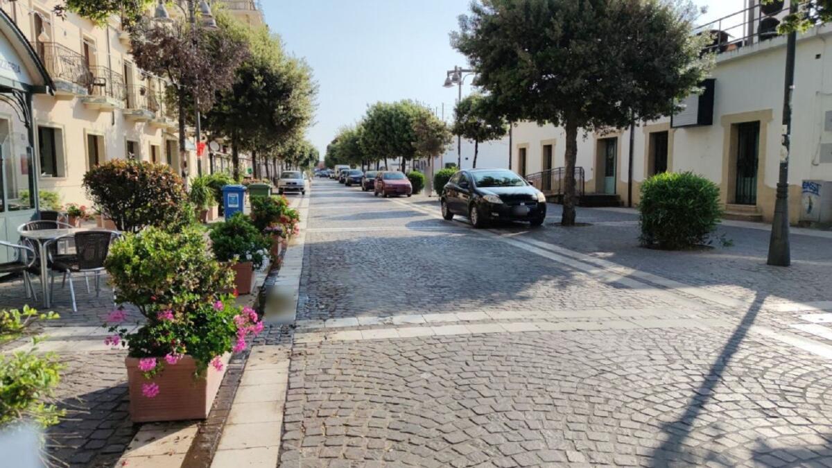 Crotone, lungomare: fine settimana senza auto, arriva lo stop - 