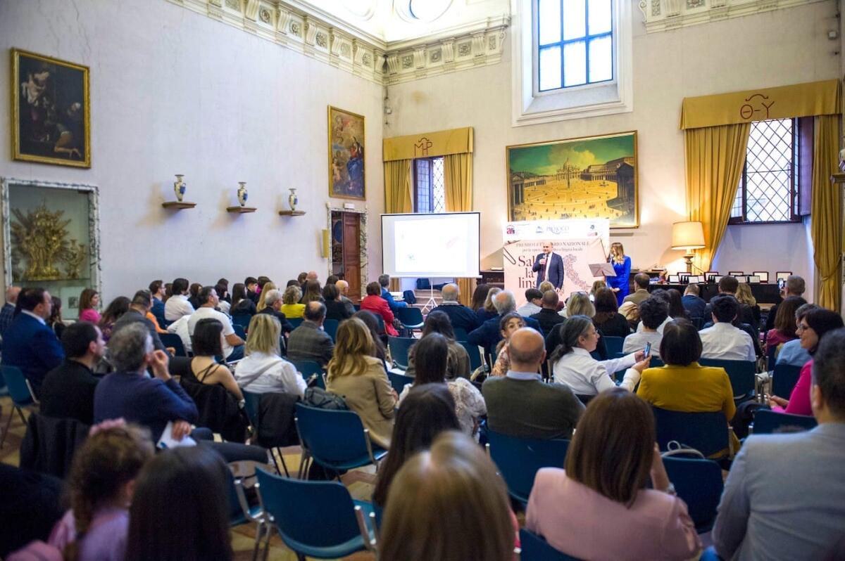 "Salva la tua lingua locale": Rocca di Neto scuola eccellente - 