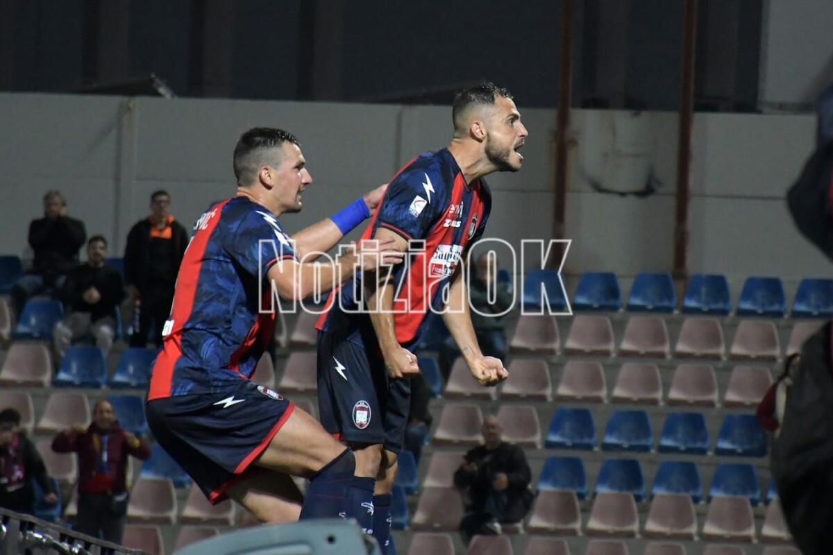 Serie C, sorteggi Playoff: il Crotone pesca il Foggia, esordio rossoblù allo "Zaccheria" - 