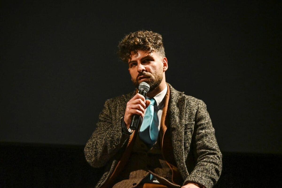 “Esisto ma non vivo”, il cortometraggio di Marco Martire che combatte i pregiudizi - 