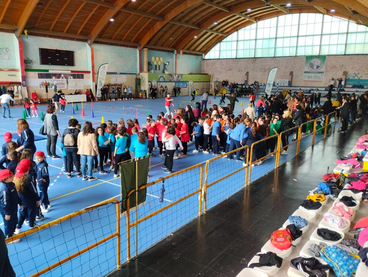 Crotone - Mattinata di sport al PalaKrò per oltre 300 "piccoli eroi" - 