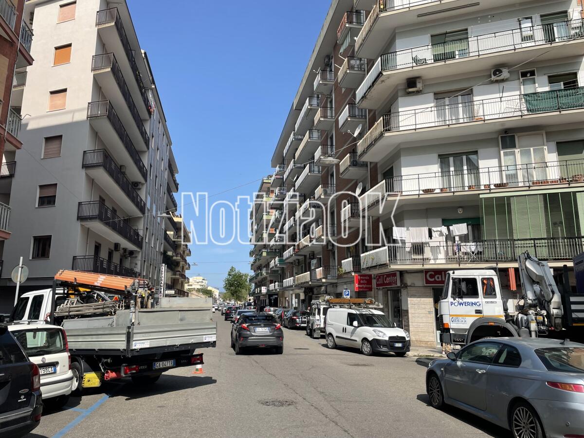 Crotone, commercianti di via Mario Nicoletta senza luce - 