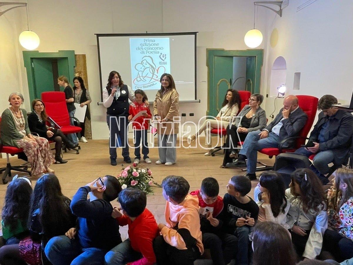 Crotone - Festa della mamma, premiati i piccoli poeti - 