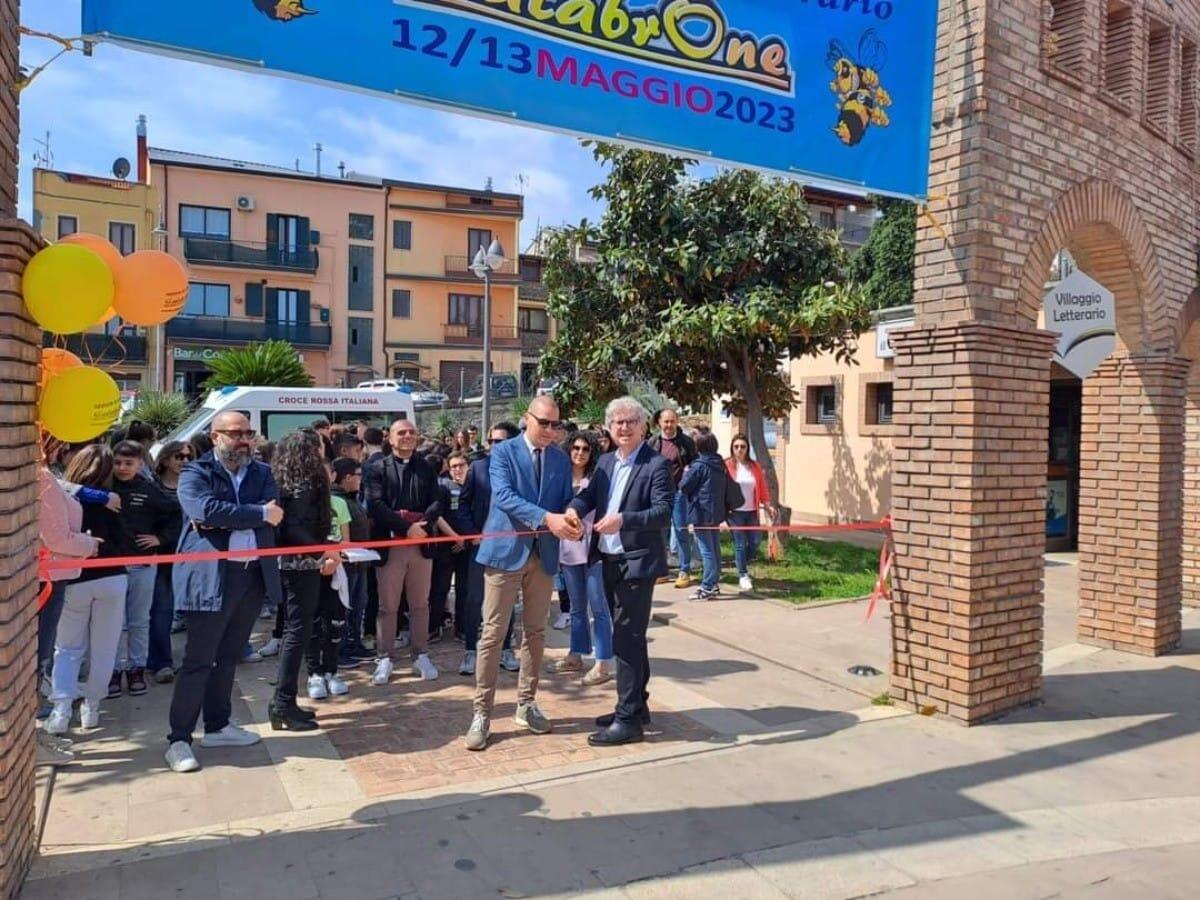 Cotronei, due giorni dedicati al concorso letterario "Il CalabrOne" - 