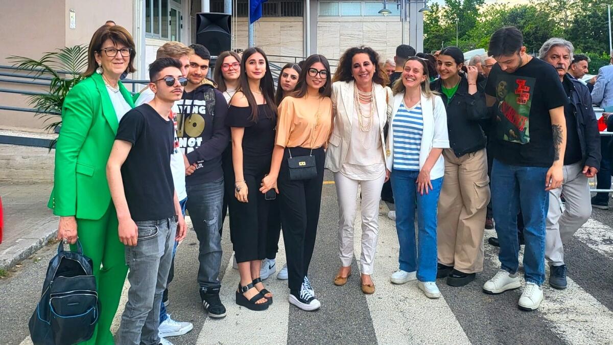 Crotone, l'Istituto Pertini-Santoni a lezione di legalità - 