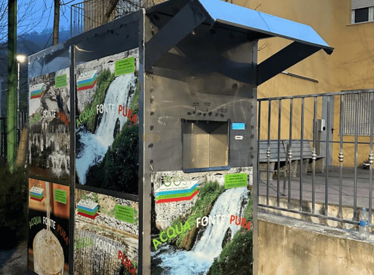Verzino, attivata la casetta dell'acqua ubicata in via Bolzano - 