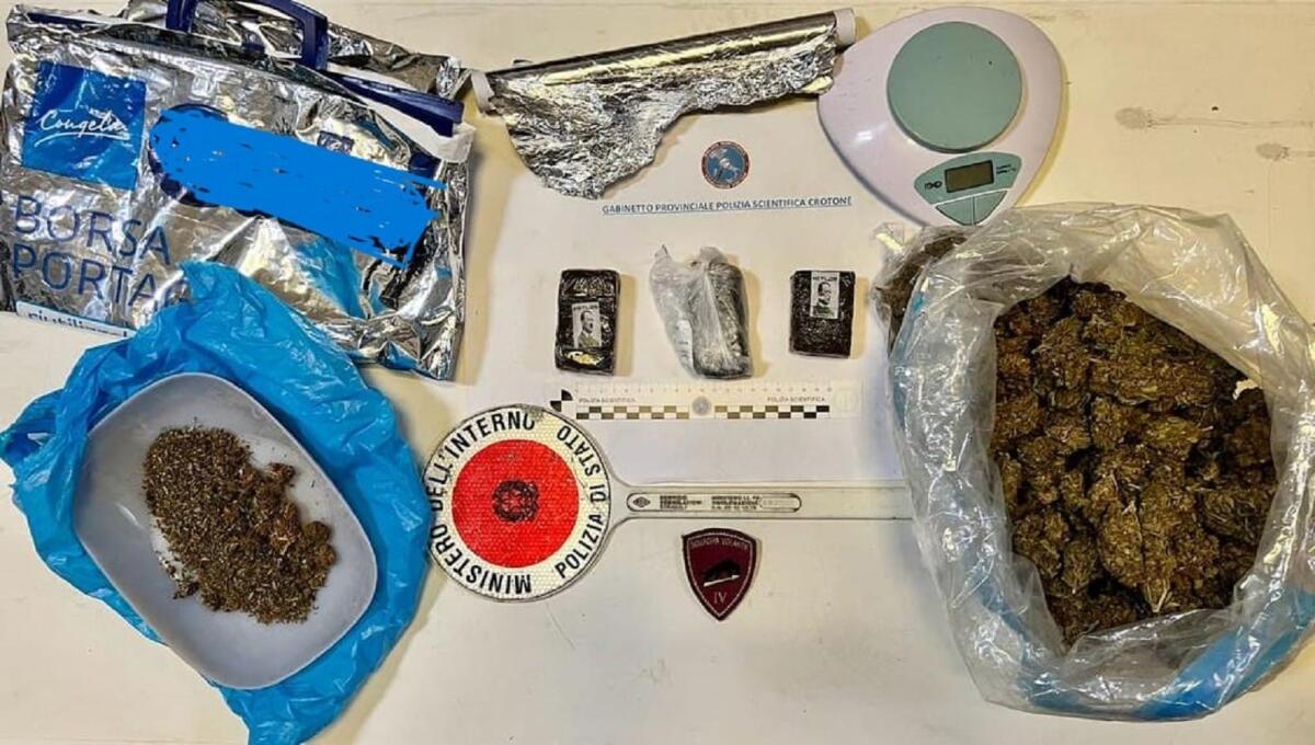 Crotone - Ancora droga nel centro storico: un arresto - 