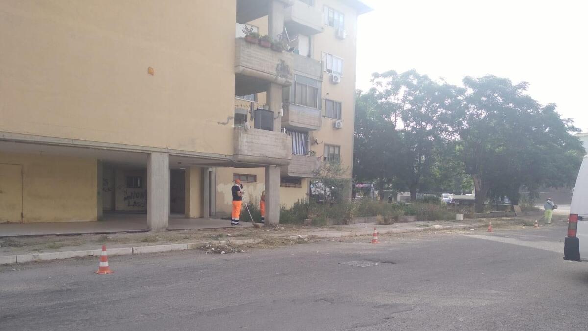 Crotone - Interventi in via Grazia Deledda, la soddisfazione di Cavallo e Pedace - 