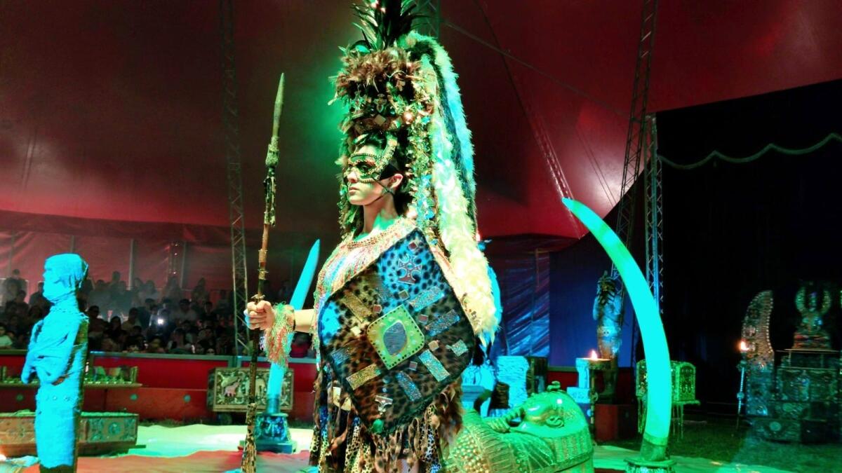 (Video) Happy Circus "Donna Orfei", a Isola di Capo Rizzuto uno spettacolo senza tempo - 
