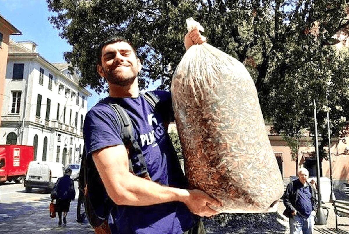 Giornata dell'ambiente: in Calabria rimossi 200 kg di mozzoni di sigarette - 