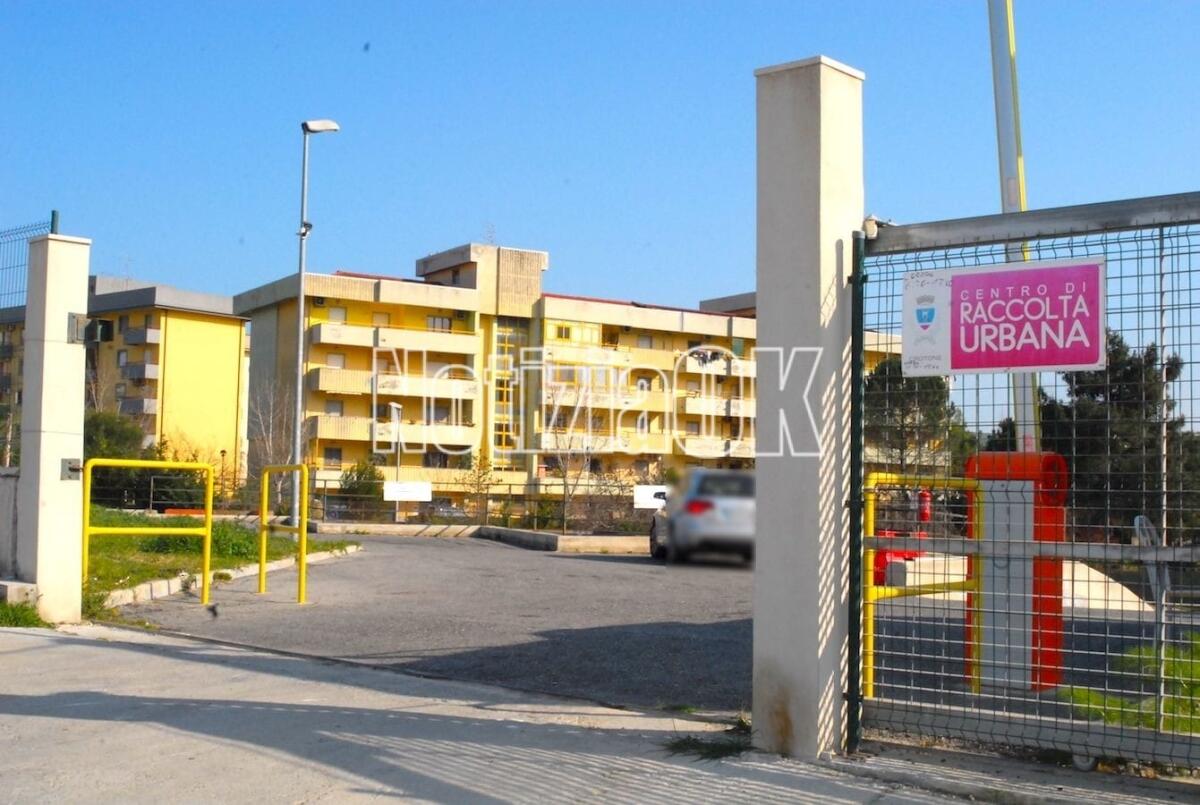 Crotone, l'Isola Ecologica di via Saffo aperta anche nei festivi e nella domenica - 