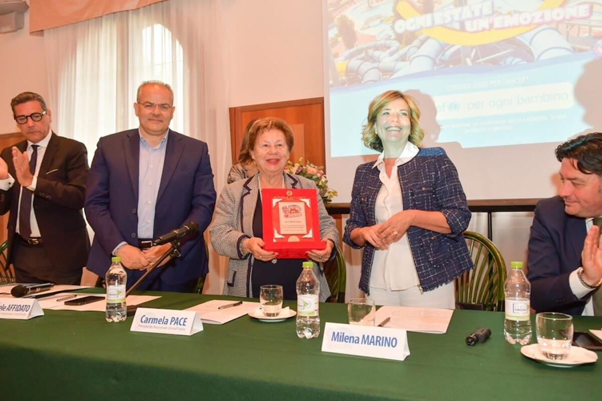 (Foto) Inizia la 29esima stagione dell'Acquapark Odissea 2000 con un sostegno ai bambini di Siria e Turchia - 