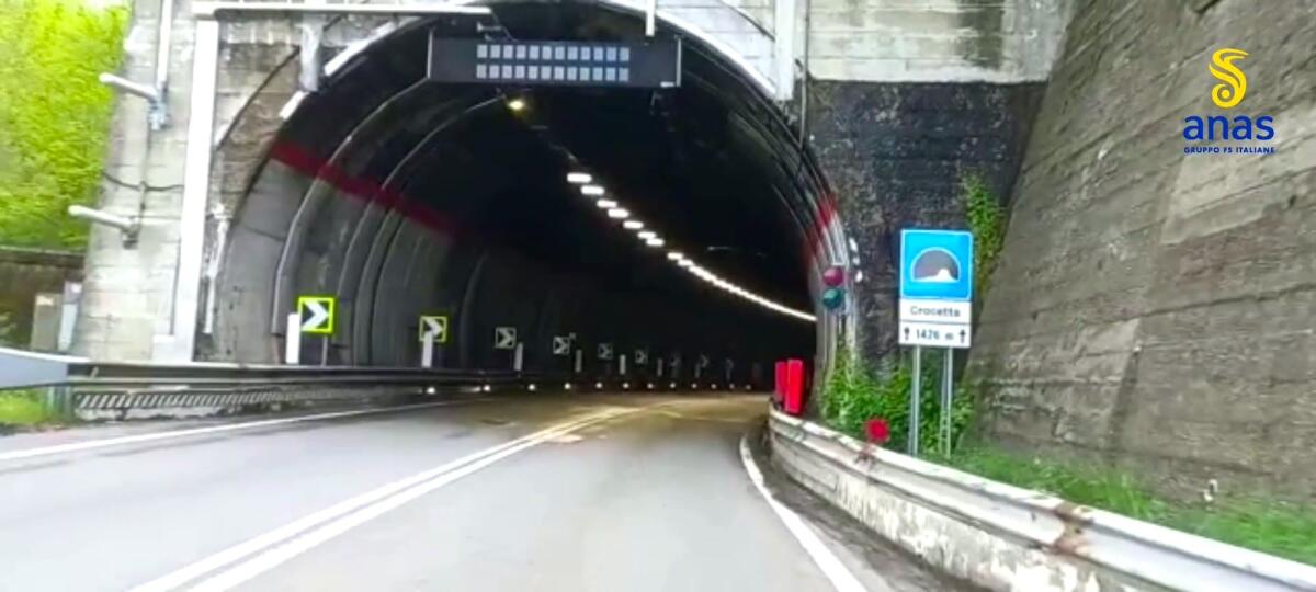 Strada Statale 107: riaperto il transito nella galleria di Crocetta - 