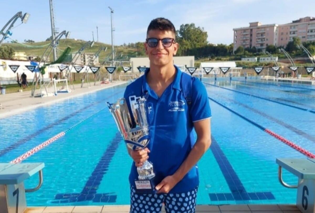 Da Crotone a Cosenza nel segno di Pittelli: "Nuoto per la mia città" - 