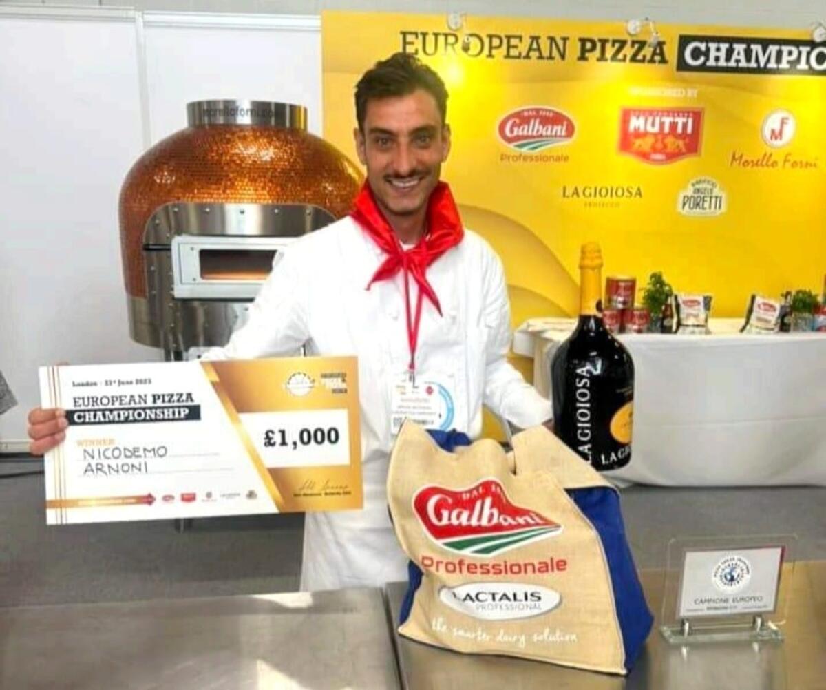 Orgoglio di Cirò Marina: Nicodemo Arnoni conquista il Campionato Europeo della Pizza - 