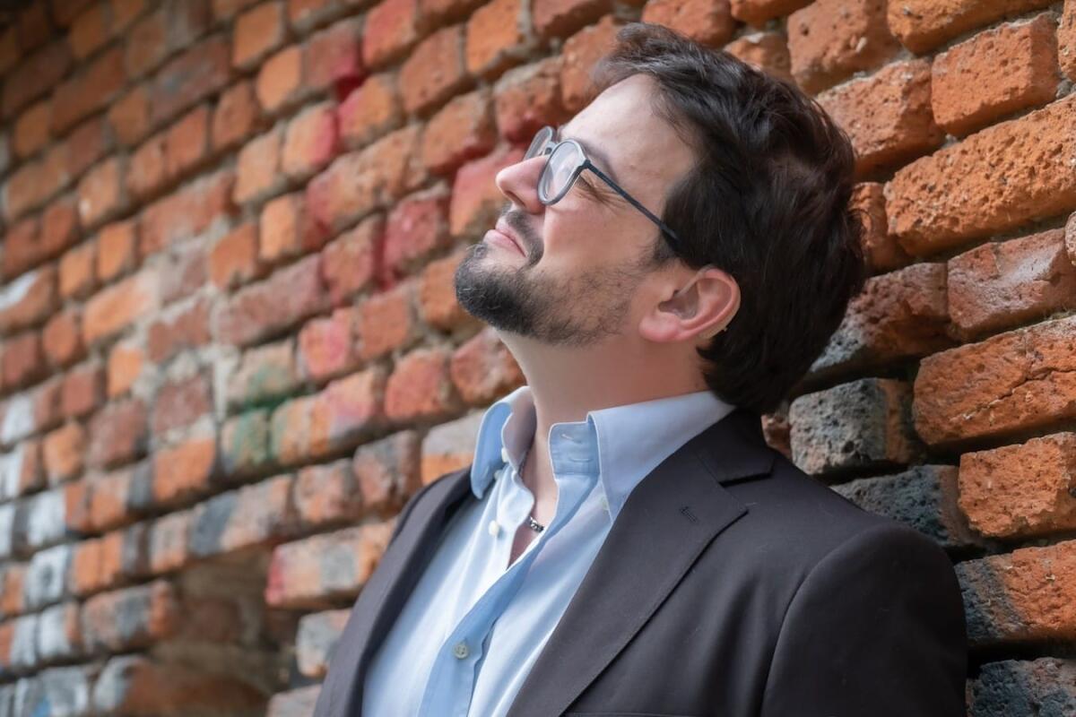 "La misura dell'orizzonte", nuovo libro dell'autore crotonese Ennio Masneri -