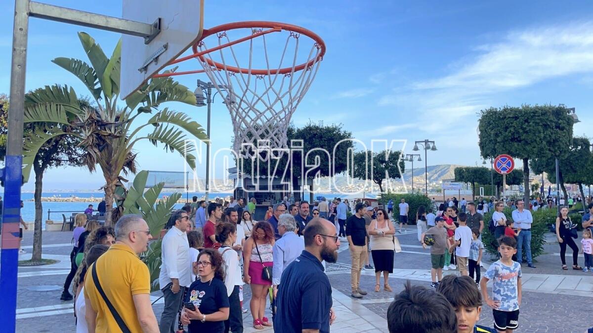 Crotone - La pallacanestro si fa in spiaggia: ecco il primo appuntamento - La New Team 2000 alla Giornata Nazionale dello Sport