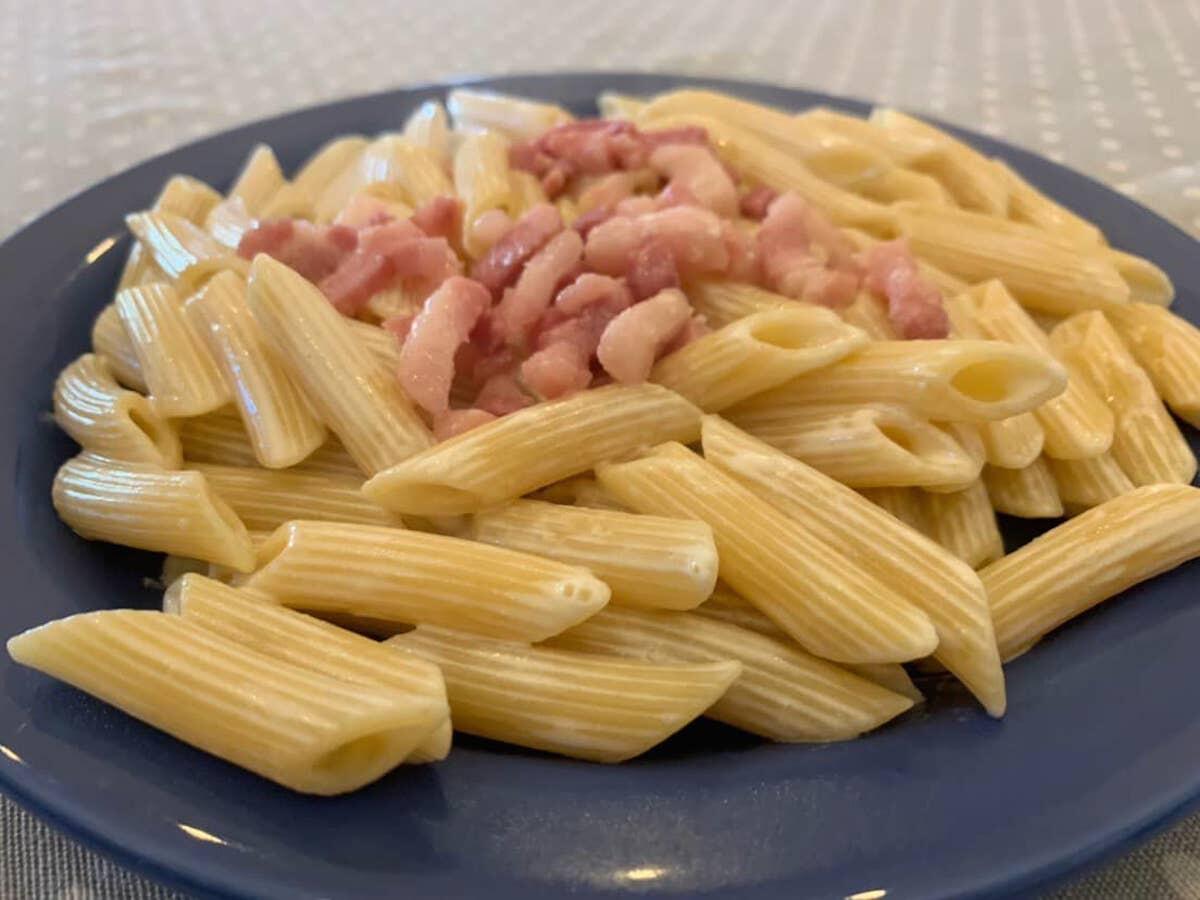 Le ricette di Patrizia: pennette con speck, piatto semplice ma dal gusto deciso - 
