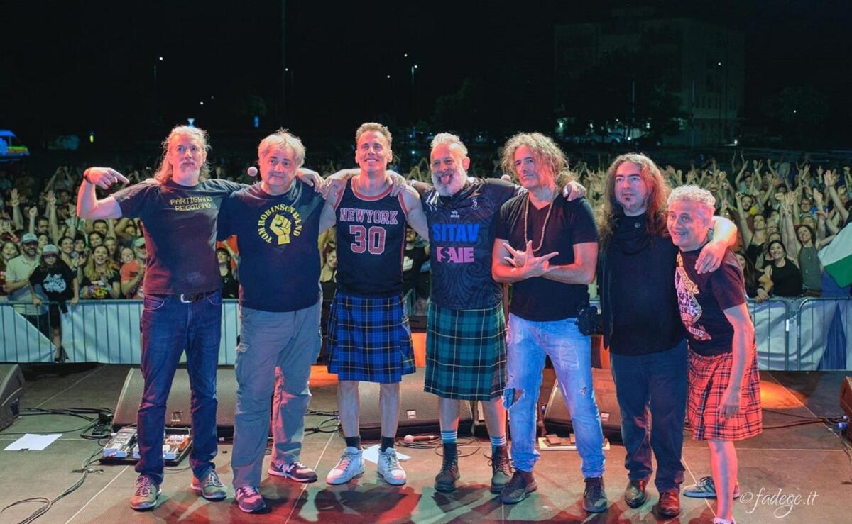 Nell'estate crotonese ci sono anche i Modena City Ramblers: data e luogo - 