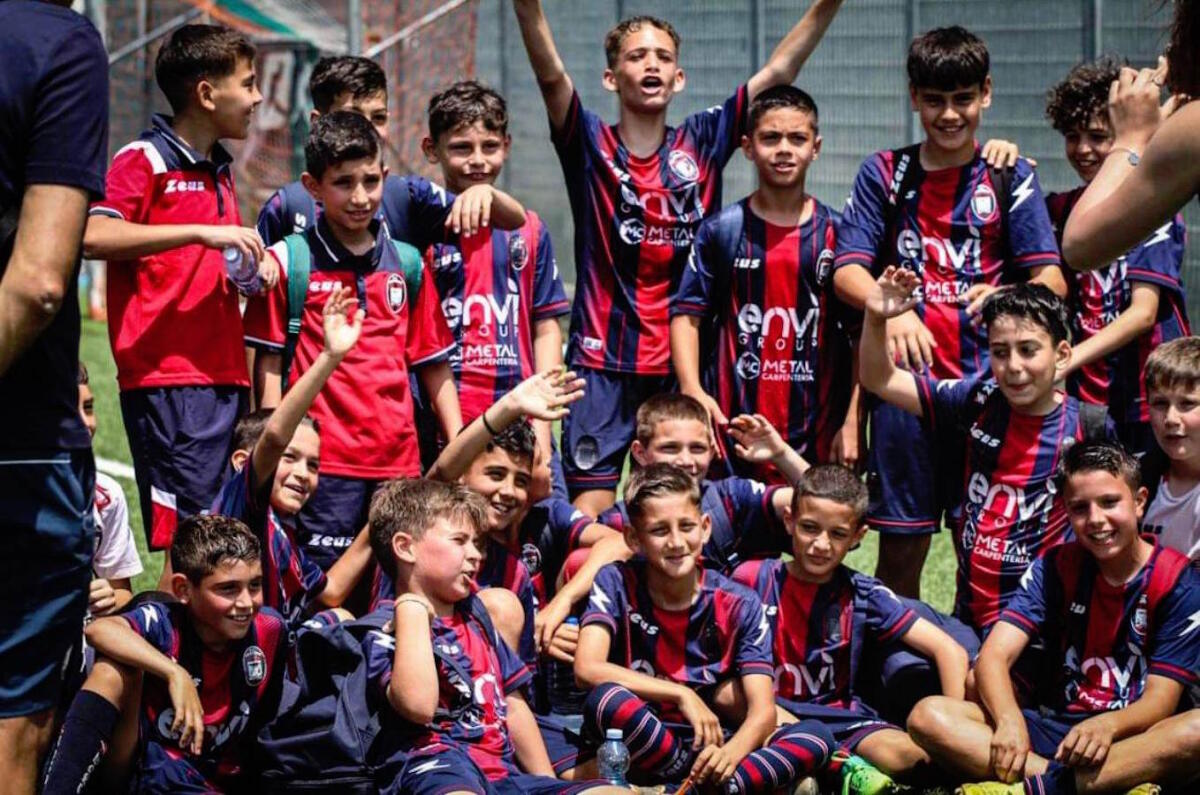 Crotone Calcio | Esordienti e Pulcini sul podio del Torneo Catanzaro Città dei due mari - 
