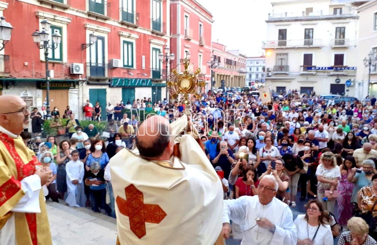 Crotone, domenica prossima solenne Messa e processione del “Corpus Domini” - 