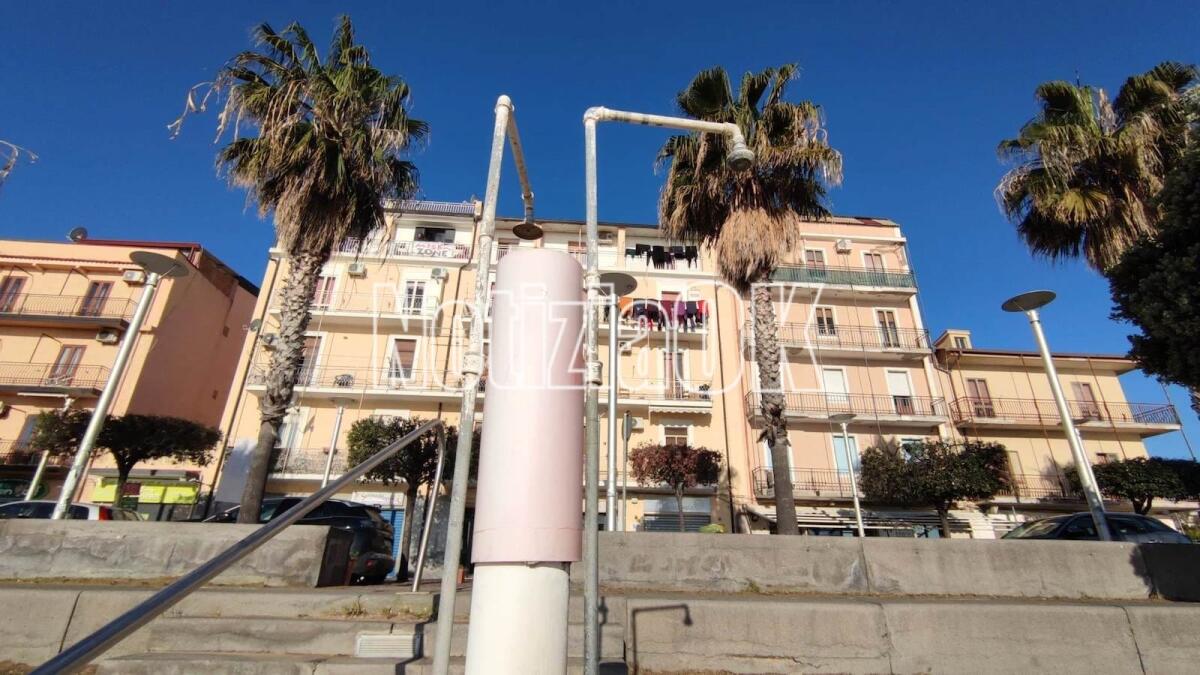 Nei quartieri di Crotone: arriva l'estate, come si presenta il lungomare? - 