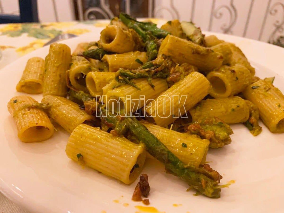 Le Ricette di Patrizia: Rigatoni con asparagi e salsiccia fresca, un piatto ricco e gustoso - 