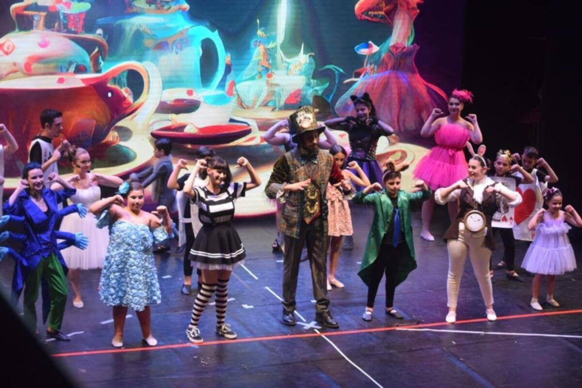 “Il meraviglioso mondo di Alice”, primo spettacolo per Il Cantattore - 
