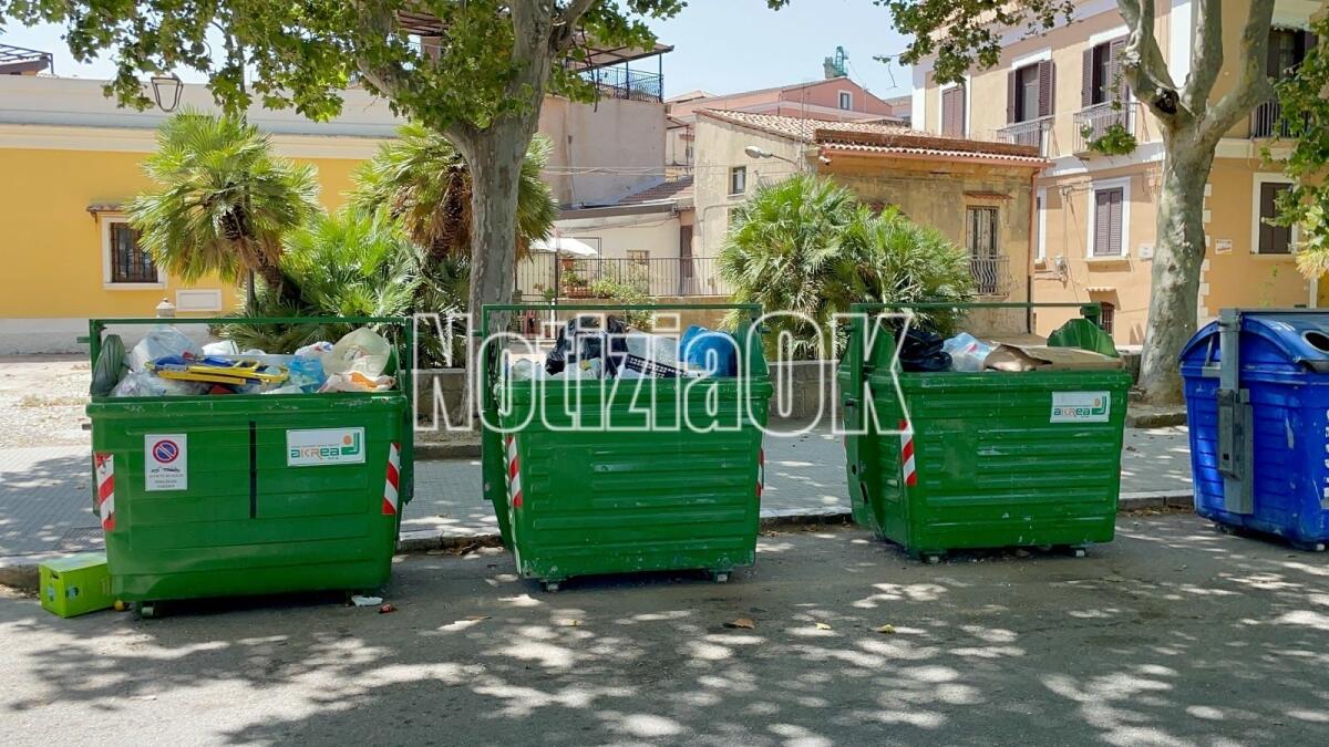 Crotone - Akrea sospende la raccolta rifiuti nelle festività, Voce: "Verificherò ogni profilo di illegittimità" - 