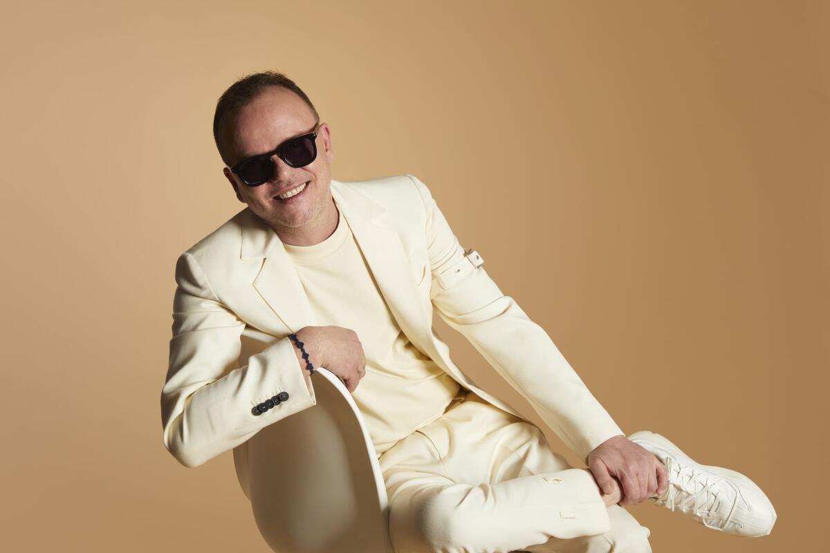 Anche Gigi D'Alessio nella calda estate della provincia di Crotone - 