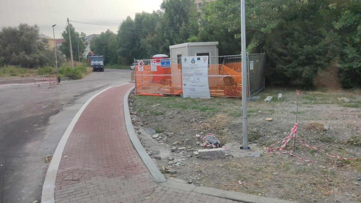 Crotone, lavori zona Santi Cosma e Damiano: rimodellati anche i marciapiedi - 