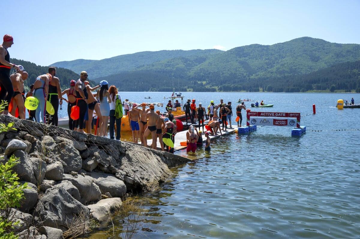 Strepitoso “Lorica Lake”: in Sila centinaia di partecipanti da tutta Italia - 