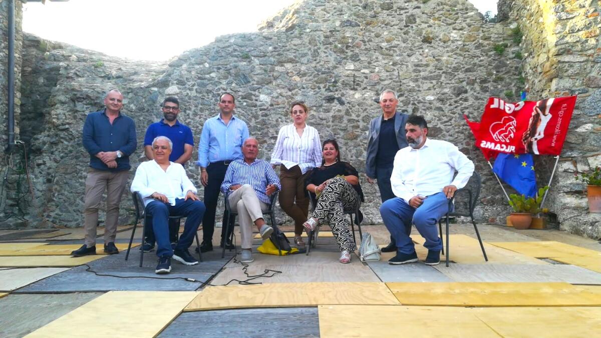 I "percorsi del cibo": gettati le basi per un piano strategico in Calabria - 