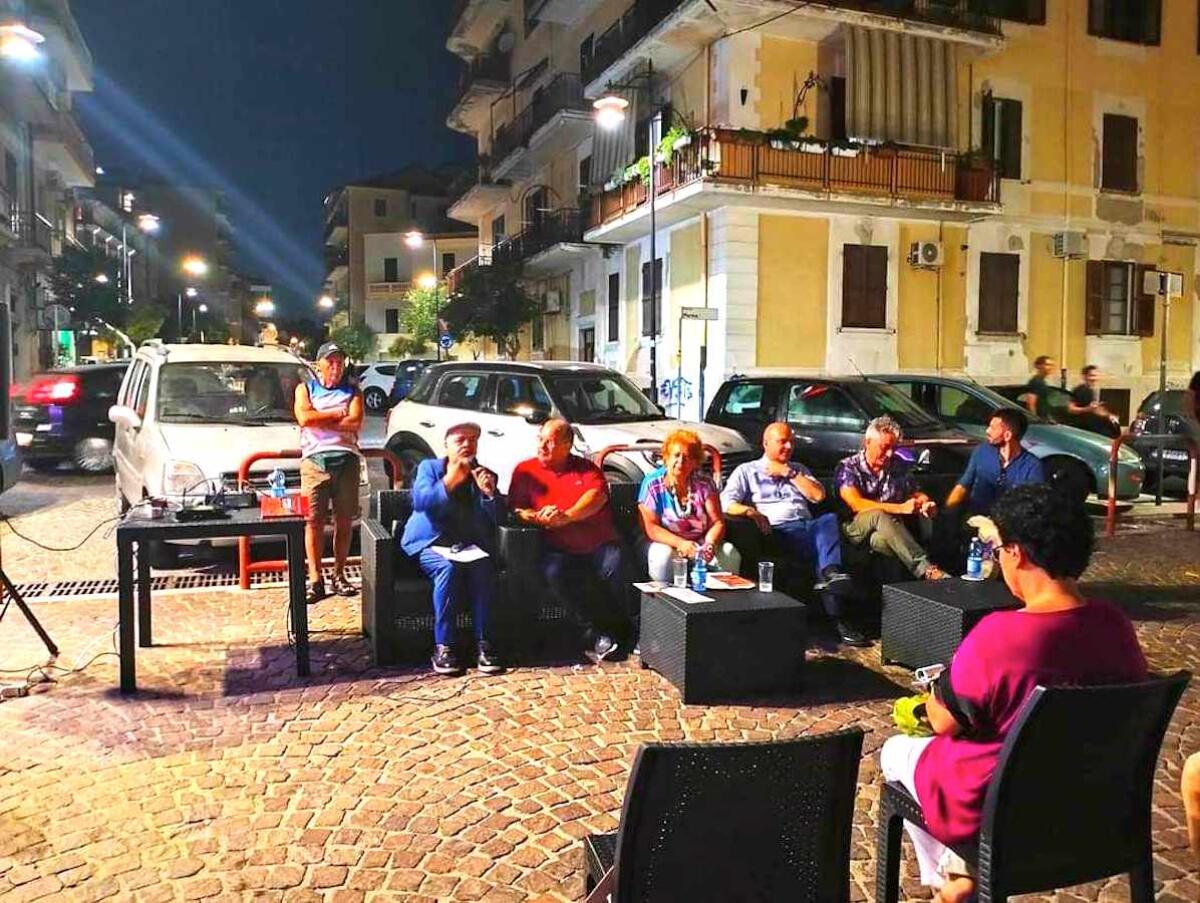 Cutro, presentato il libro "Il boss e il partigiano" dell'autore Antonio Migale - 