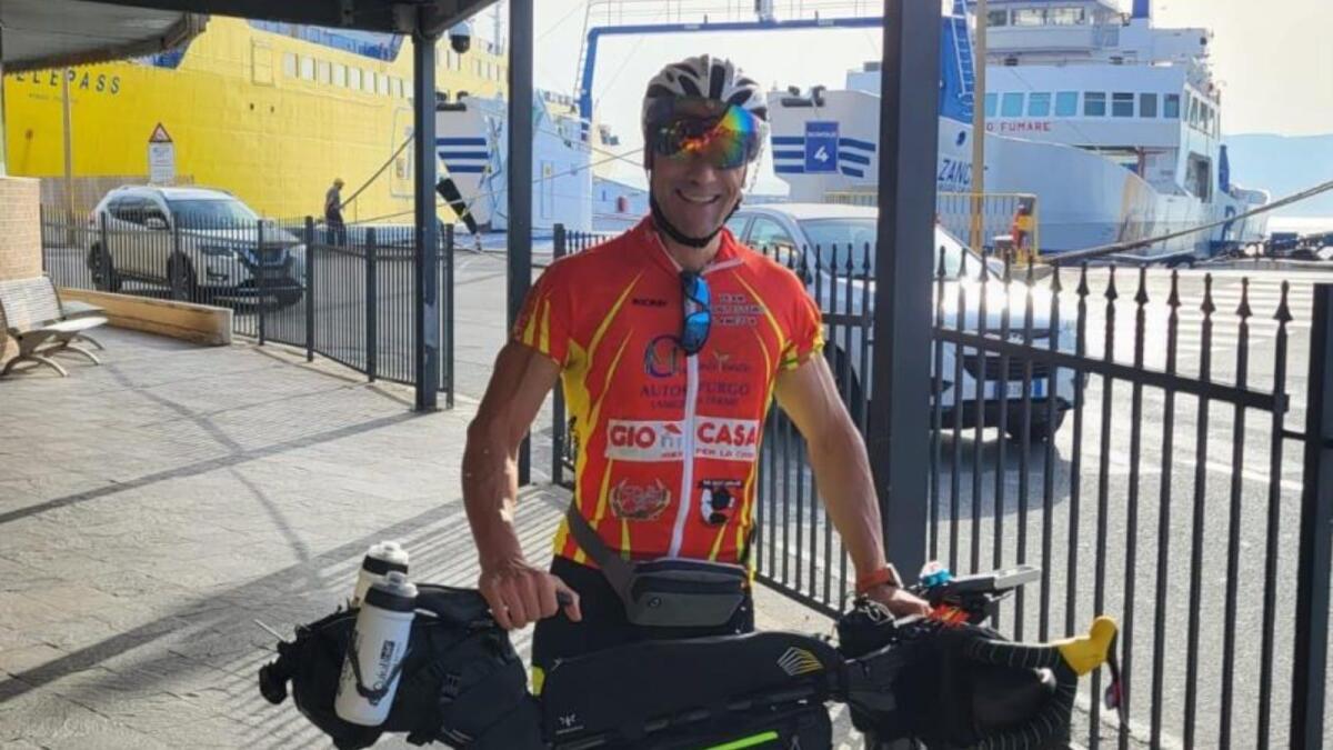 Verso il Polo Nord per ricordare la moglie morta di cancro: "Un viaggio per la vita" del finanziere Gasparino La Rosa - 