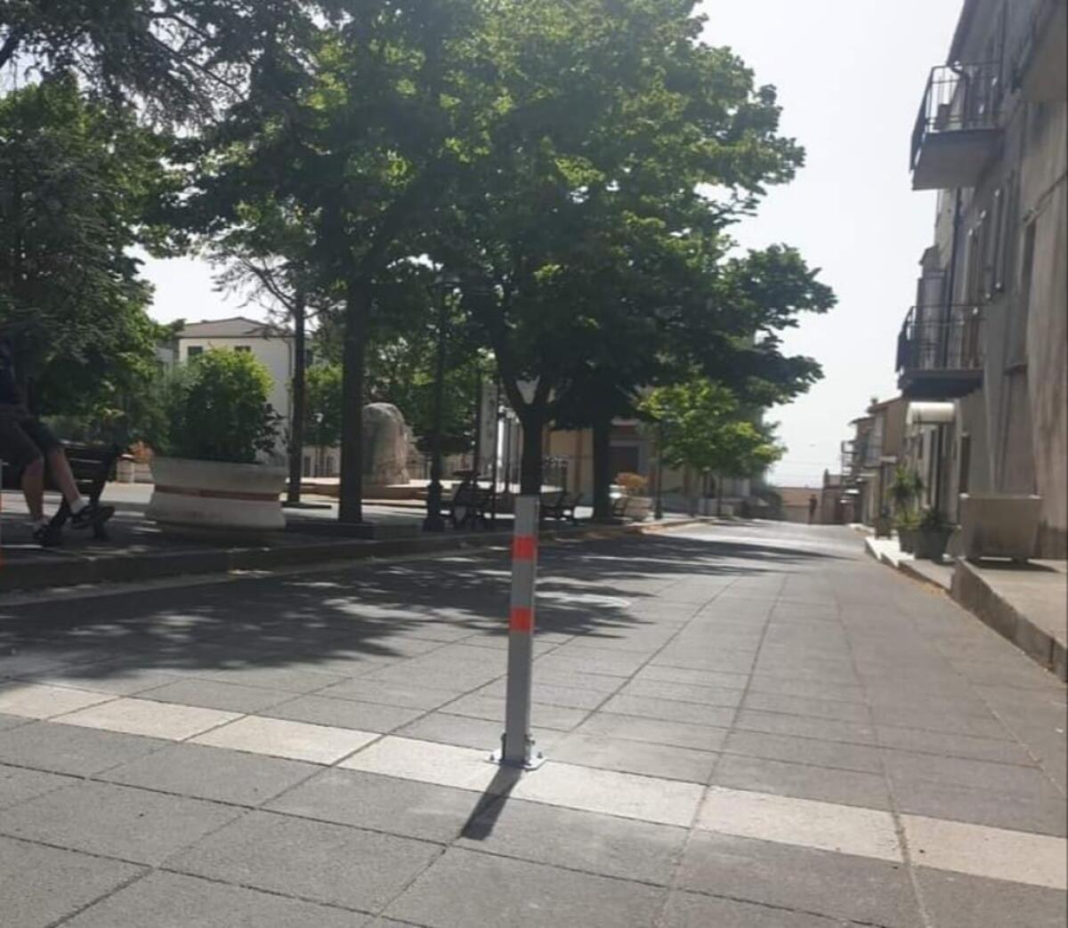 Cerenzia, Piazza Municipio diventata Isola Pedonale - 