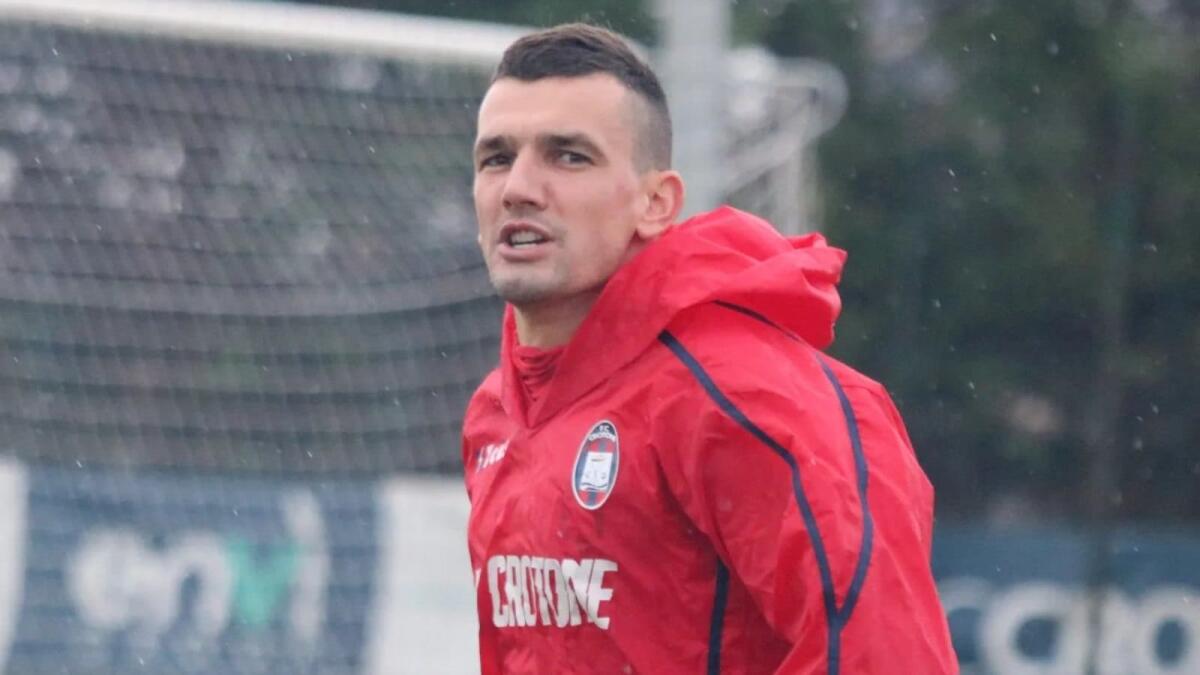 Crotone Calcio, si dividono le strade tra Capitan Golemic e i rossoblù - 